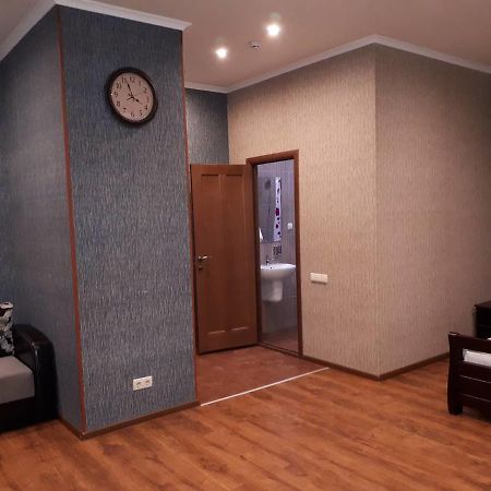 Hotel Yar Kharkiv Eksteriør billede