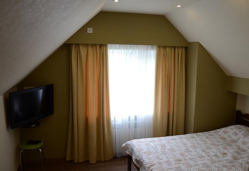 Hotel Yar Kharkiv Værelse billede