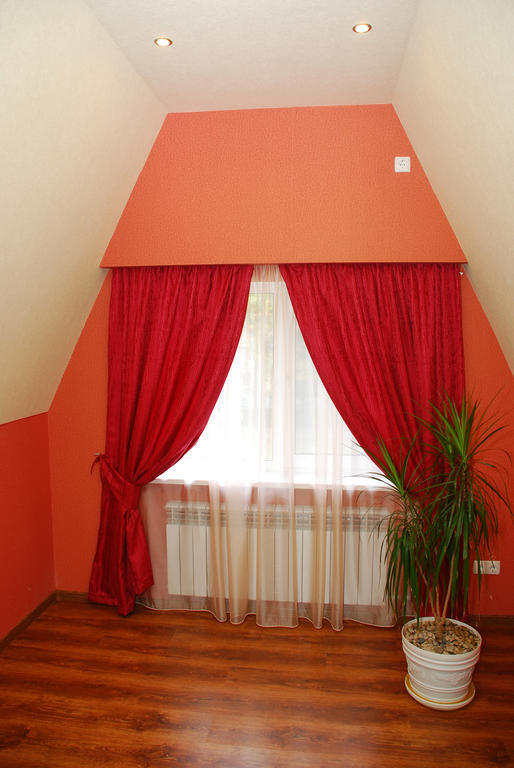 Hotel Yar Kharkiv Værelse billede