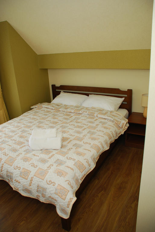 Hotel Yar Kharkiv Eksteriør billede
