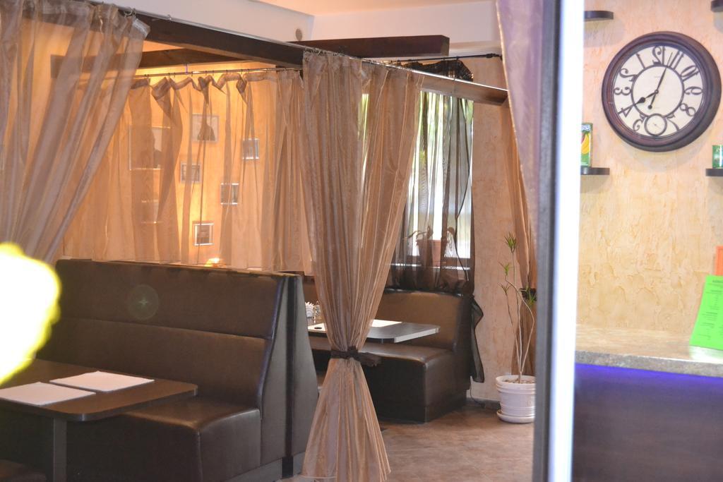 Hotel Yar Kharkiv Eksteriør billede