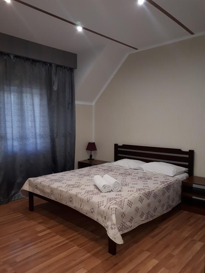 Hotel Yar Kharkiv Eksteriør billede